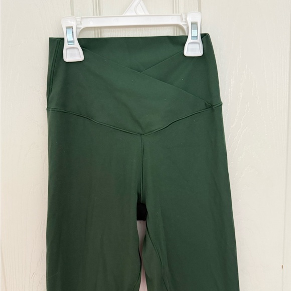 Aerie Green Leggings - Picture 2 of 5